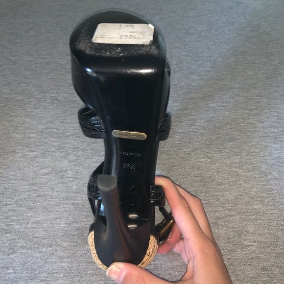 BURBERRY Heels - Picture 3 of 5